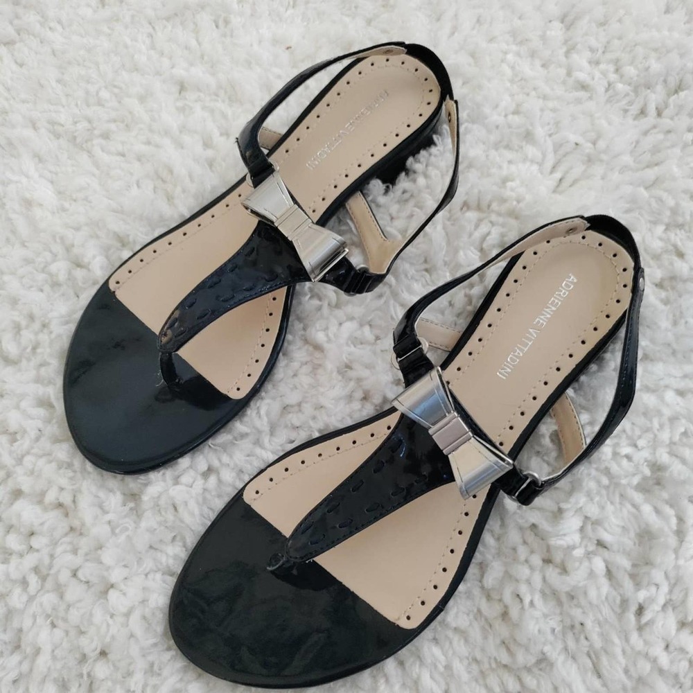 Adrienne Vittadini Black Patent Bow Thong Sandals